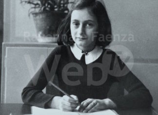 Nel Salone delle Bandiere una mostra su Anne Frank
