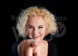 Maria Pia Timo in “Sol di Soldi” al Teatro Comunale Walter Chiari di Cervia