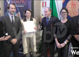 Premiati 18 nuovi Maestri del Commercio. Premio speciale ai lavoratori del sistema sanitario nazionale