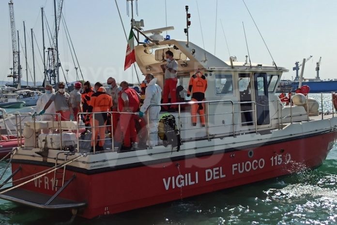 soccorso nautico vigili del fuoco