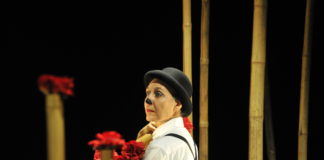 “Abbracci” al Teatro Goldoni di Bagnacavallo, il nuovo appuntamento con la rassegna Favole