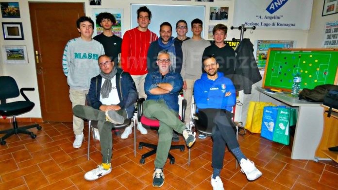 _I neoarbitri con il Presidente D.Zaganelli