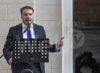 Ancarani legge Dante nella Vigilia di Natale