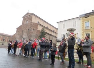 Vigilia di Natale a Faenza con la ‘Xmas Marching Band’