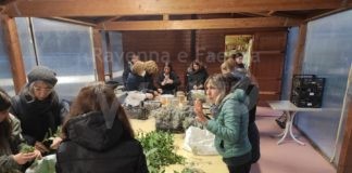 Auser, a Campo Aperto di Faenza si è svolto un corso per maestre per la costruzione di prodotti natalizi