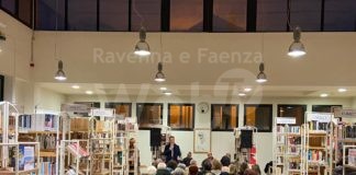 Cultura in presenza gran successo: Biblioteca piena per la cerimonia di intitolazione dell’emeroteca a Sante Medri