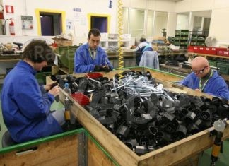 Faenza, Ceff: 2022 positivo, premiati i lavoratori