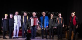 Riparte la rassegna “Ritroviamoci al Rasi” col Gruppo Teatrale La Compagine dei fratelli Parmiani