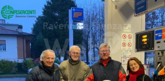 Confesercenti premia le aziende associate da 50 anni: consegnati i premi nella Romagna Faentina