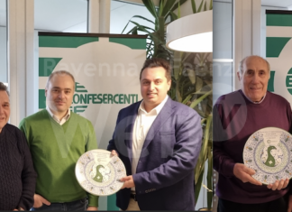 Confesercenti premia la fedeltà associativa: i riconoscimenti alle aziende della Bassa Romagna
