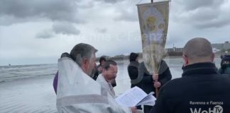 Lido Adriano: la benedizione del mare da parte delle comunità ortodosse di Ravenna e Bologna