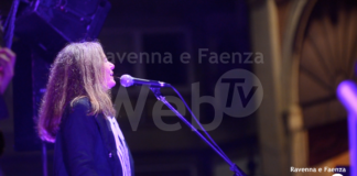 Lugo ha festeggiato l’arrivo del capodanno con il concerto di Nada