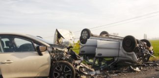 San Pietro in Trento spaventoso frontale, grave un ragazzo trasportato al Bufalini