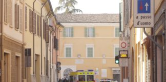 Bagnacavallo: incidente in centro tra due minori uno in bici e l’altro in moto