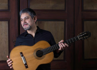 Ridotto del Teatro Masini: Omaggio a Segovia a 130 anni dalla nascita