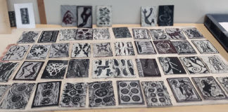 Scuola d’arte: porte aperte domenica e un “torneo” con le carte realizzate durante il laboratorio di incisione