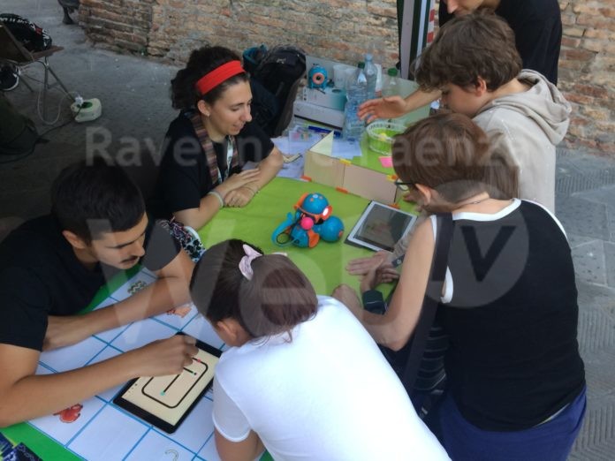 laboratori per ragazzi al Fablab Bassa Romagna (2)