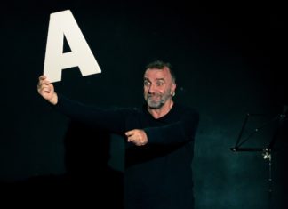 Ospite per la prima volta al Teatro Comunale di Conselice, l’attore Ugo Dighero