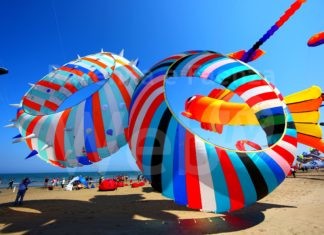 Torna ARTEVENTO CERVIA il più longevo Festival Internazionale dell’Aquilone con 50 delegazioni da tutto il mondo