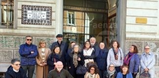 Dopo quasi 50 anni gli ex compagni di classe e la docente di italiano dell’Istituto d’Arte per la Ceramica si sono rincontrati