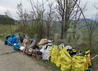 Raccolta rifiuti nei calanchi: l’Amministrazione ringrazia i volontari per il prezioso intervento