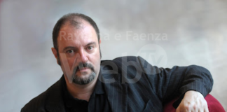 Carlo Lucarelli ospite del Caffè Letterario di Lugo