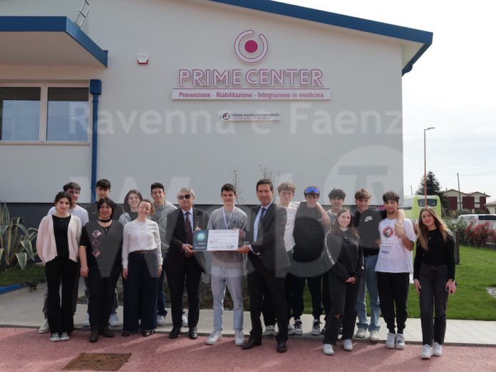 Foto Consegna Assegno (1)