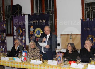 Dai Lions 1.350 euro per il Banco Alimentare