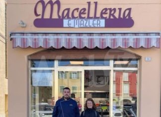 E mazler apre a Russi: una nuova attività commerciale in centro storico