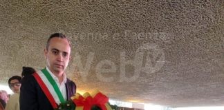 Il presidente del Consiglio comunale, Massimo Cameliani, alle Fosse Ardeatine in memoria del carabiniere Giovanni Frignani