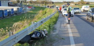 Lugo: motociclista in sorpasso urta furgone e finisce contro il guard rail rimanendo gravemente ferito