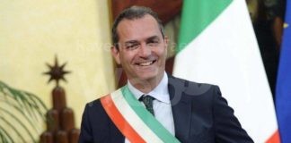 Luigi De Magistris a Bagnacavallo presenta il suo libro “Fuori dal Sistema”