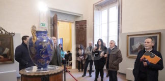 “La cura attraverso l’arte”: domani visita guidata alla mostra e presentazione del volume illustrato di Paolo M. Galimberti