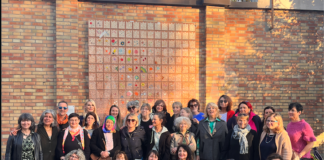 Inaugurata ‘Our Skin’: l’opera celebra i 30 anni di Linea Rosa e l’attività del centro antiviolenza