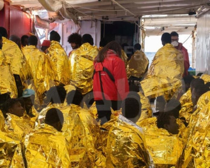 06305d43626a3c6c4ec35d59a55a9190