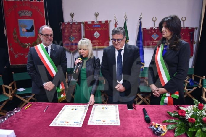 7bae9b68-a492-4db1-9f4f-89ad3b588427