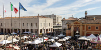 Lugo Vintage Festival, successo consolidato della manifestazione che, anche in questa edizione, ha attirato migliaia di visitatori (e turisti stranieri)