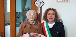 101 candeline per Giuliana Orioli, va ancora in bici e ama cantare