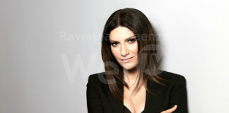 Pausini ospite a Verissimo annuncia il suo docu-concerto