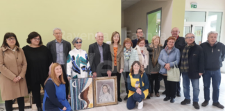 L’Associazione culturale Benigno Zaccagnini dona alla scuola d’infanzia di San Michele un mosaico