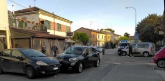 Scontro fra tre auto a Santerno: due persone in ospedale