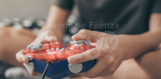 Conoscere il mondo dei videogiochi tra opportunità e rischi: incontro online dedicato ai genitori