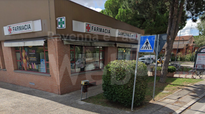 farmacia via fiume montone abbandonato