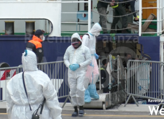 Accoglienza migranti: vertice fra Governo, Regione, prefetti e sindaci