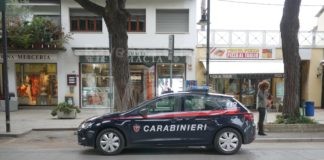 Rapina alla farmacia di Punta Marina di via dei Navigatori: in due in fuga