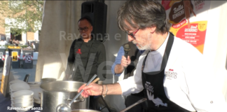 La pasta ripiena romagnola incontra lo speck del Trentino: show cooking in Piazza Kennedy