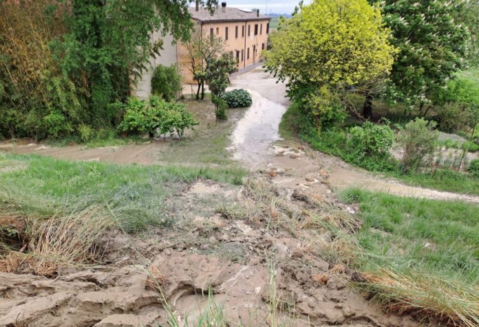 63bc0202-813e-498a-a973-08d2bcb9d687