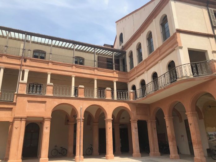 9f8691c4-03e1-4045-a6df-1179c4bf7a2d