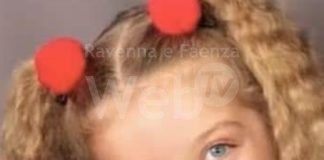 Bambina morta in mare a Lido di Classe: due indagati per omicidio colposo