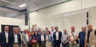 Raggiunto l’obiettivo del crowdfunding: l’emporio Caritas ha una nuova cella frigo